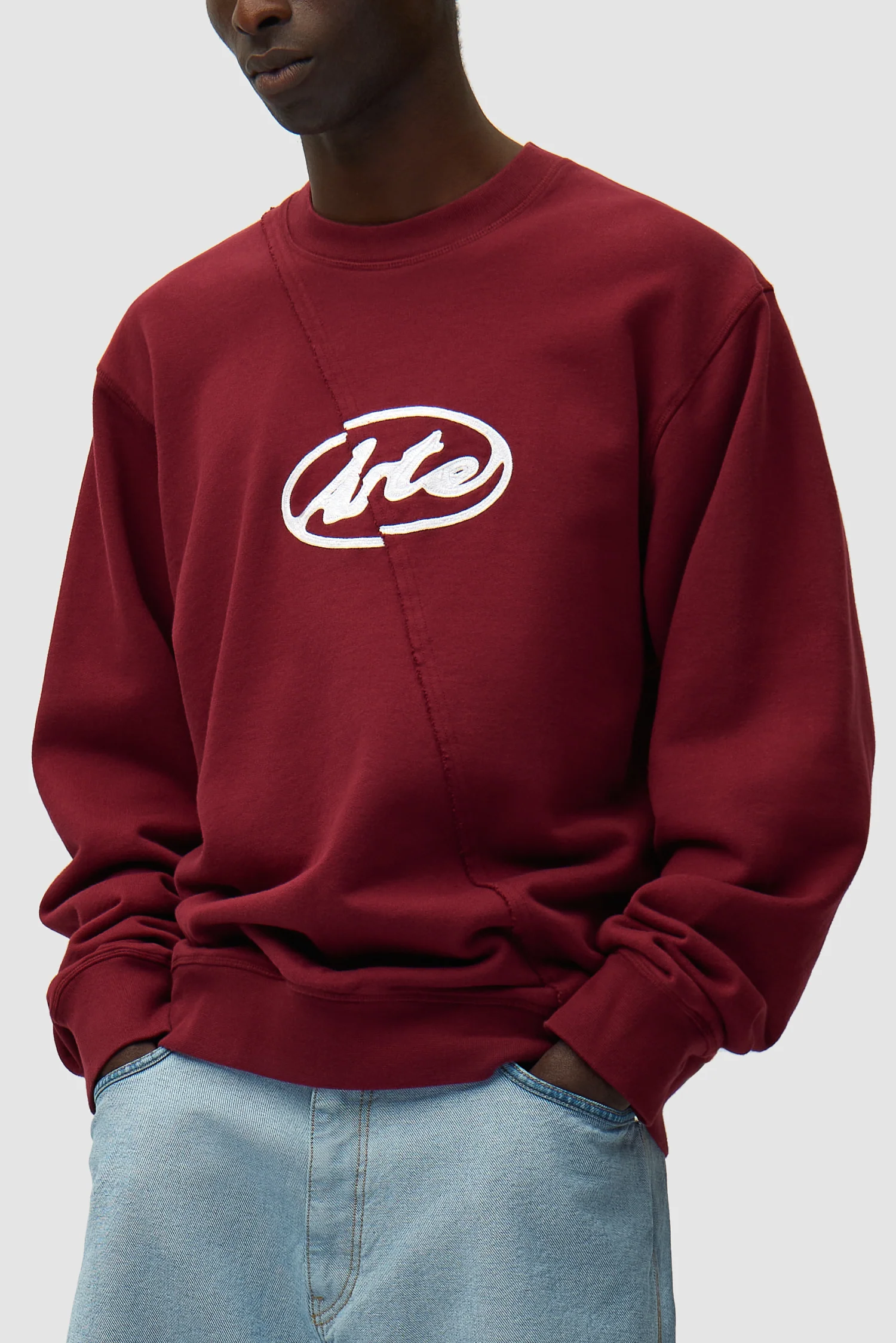 Circle Logo Embroidery Sweater - Bordeaux - Image 7