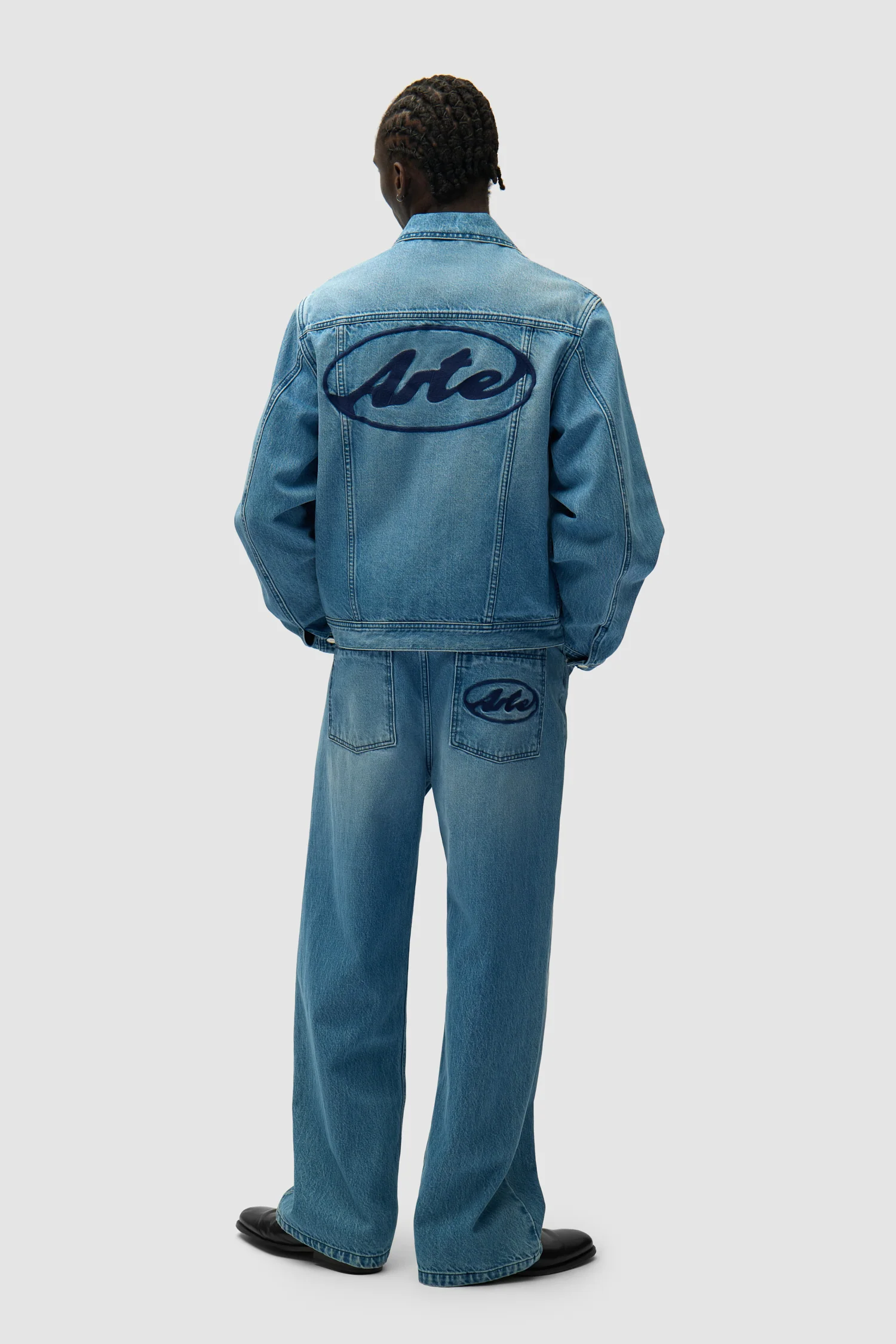 Circle Logo Jeans Jacket - Denim Bleach - Image 6