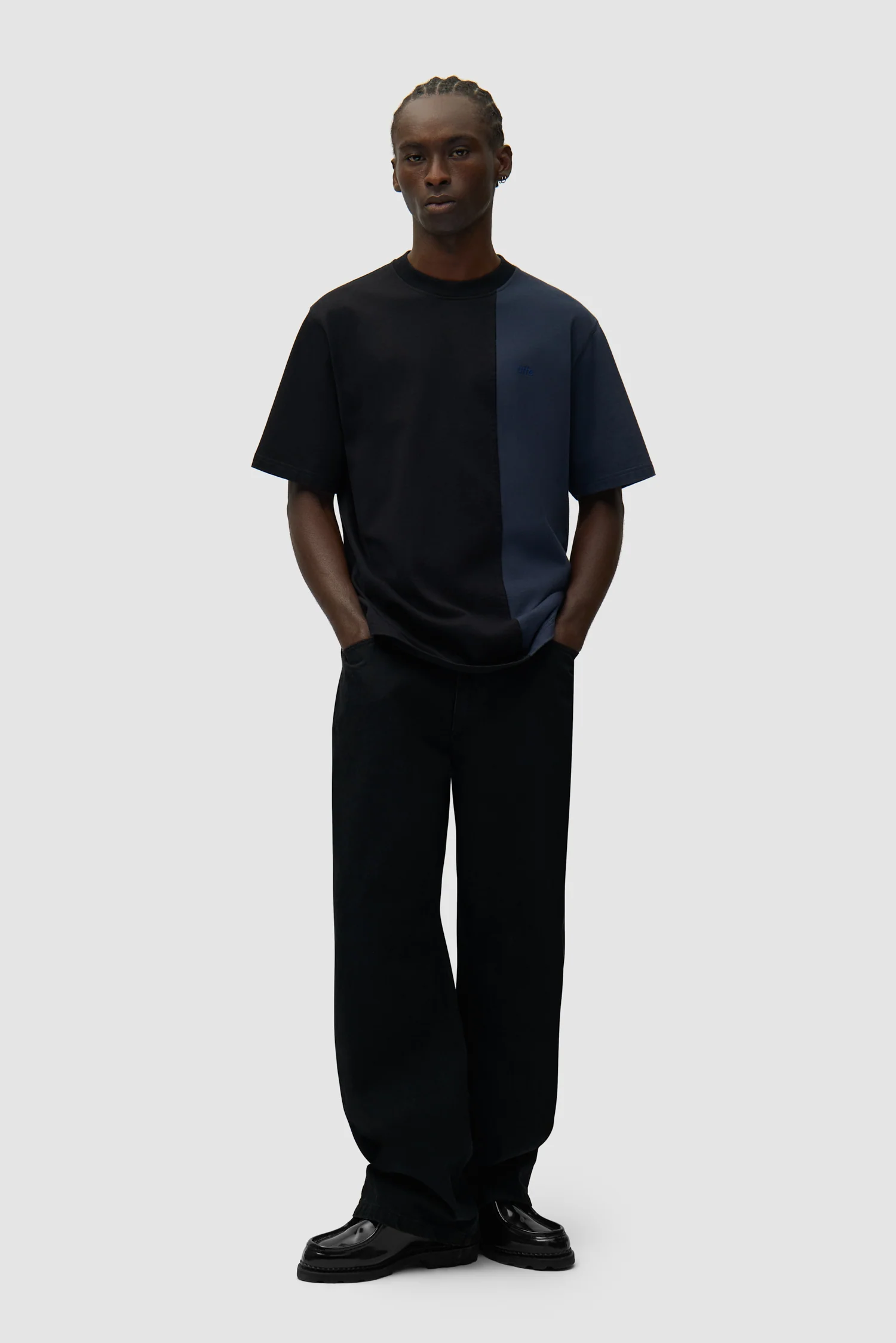 Circle Logo Pocket Pants - Black - Image 4
