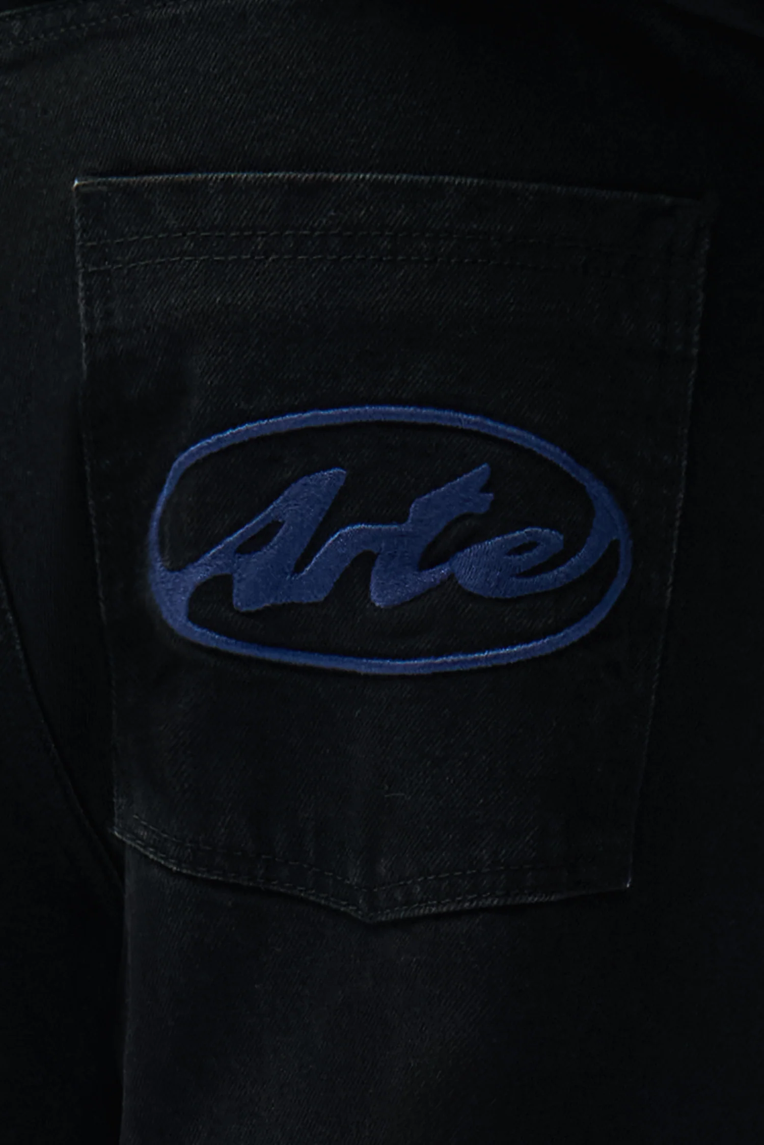 Circle Logo Pocket Pants - Black - Image 9