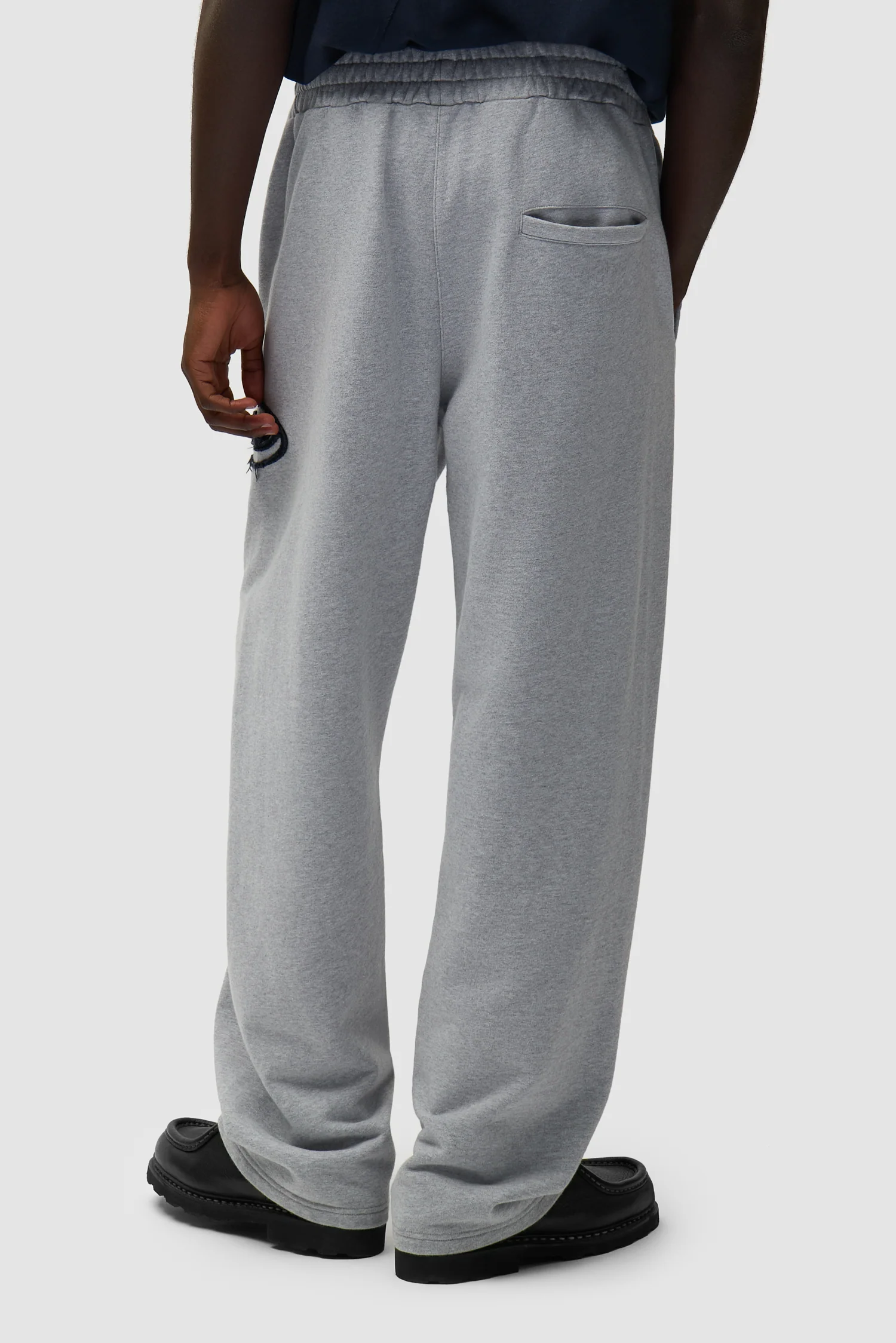 Circle Patch Logo Sweatpants - Grey - Image 3