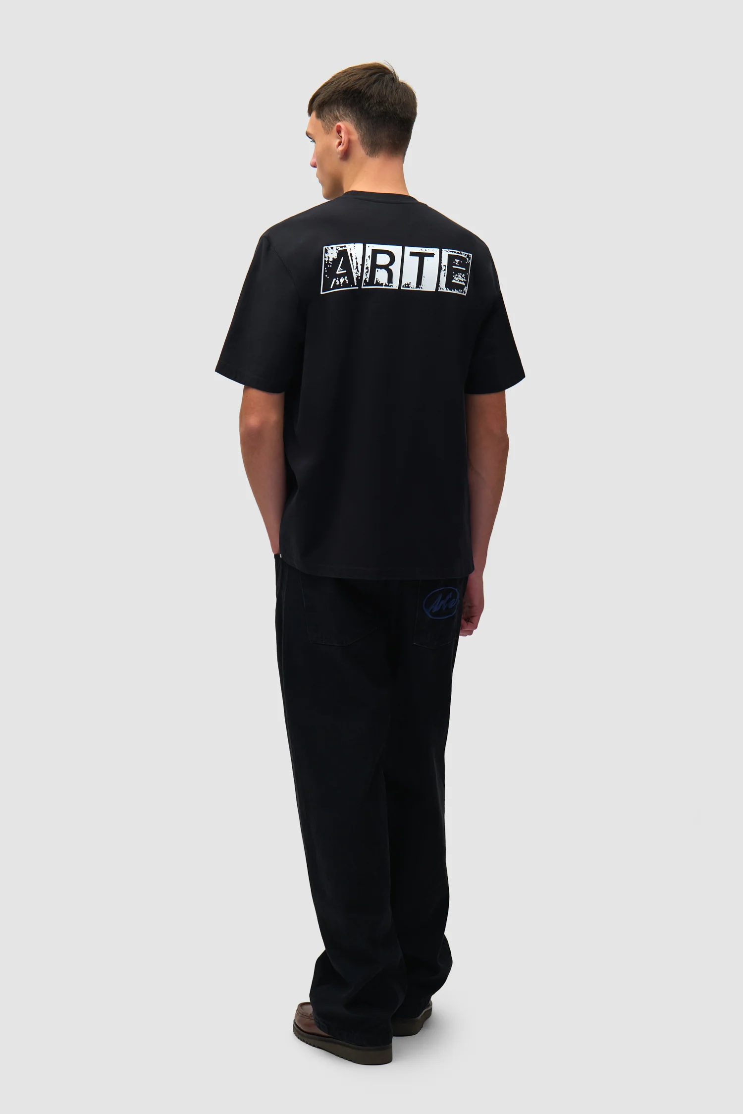 Faded Back Print T-shirt - Black - Image 4