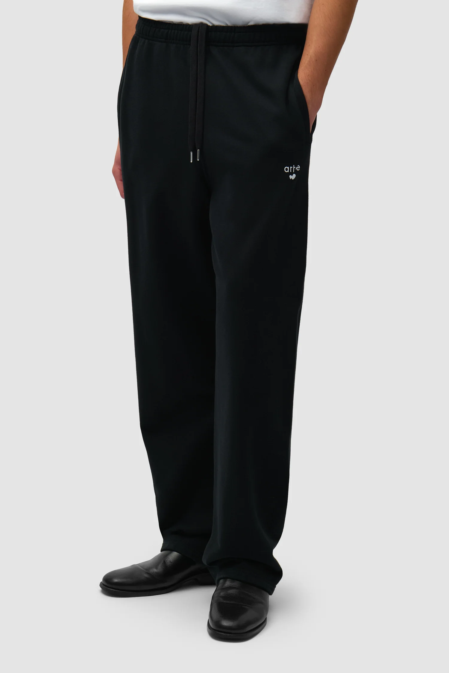 Heart Logo Sweatpants - Black - Image 3
