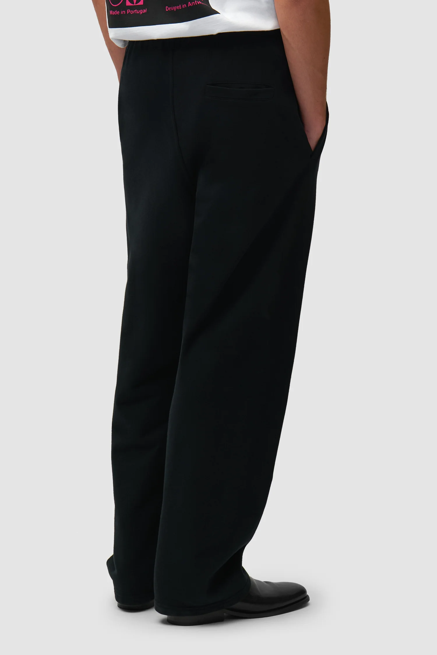 Heart Logo Sweatpants - Black - Image 4