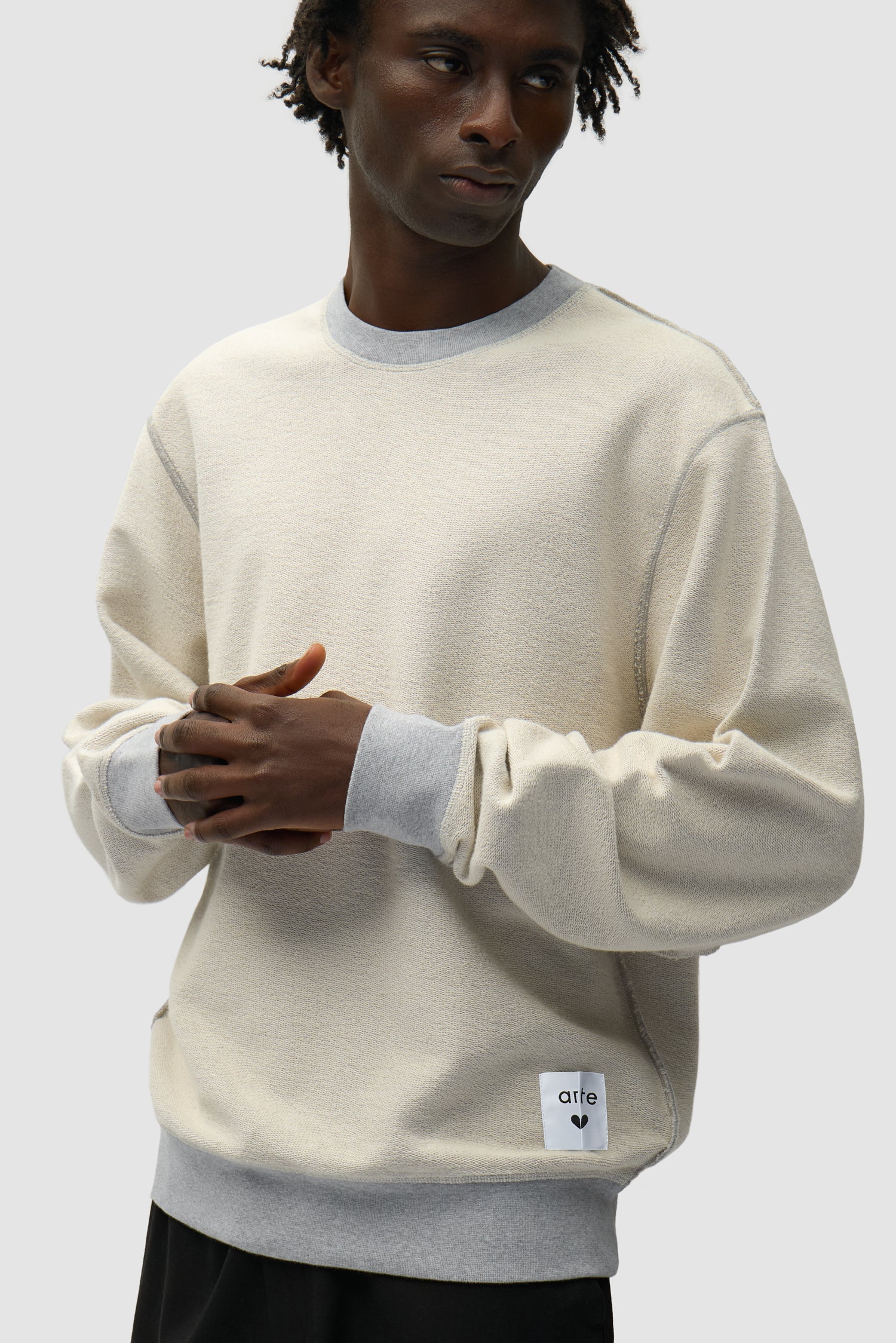 Reversible label Crewneck - Grey - Image 11