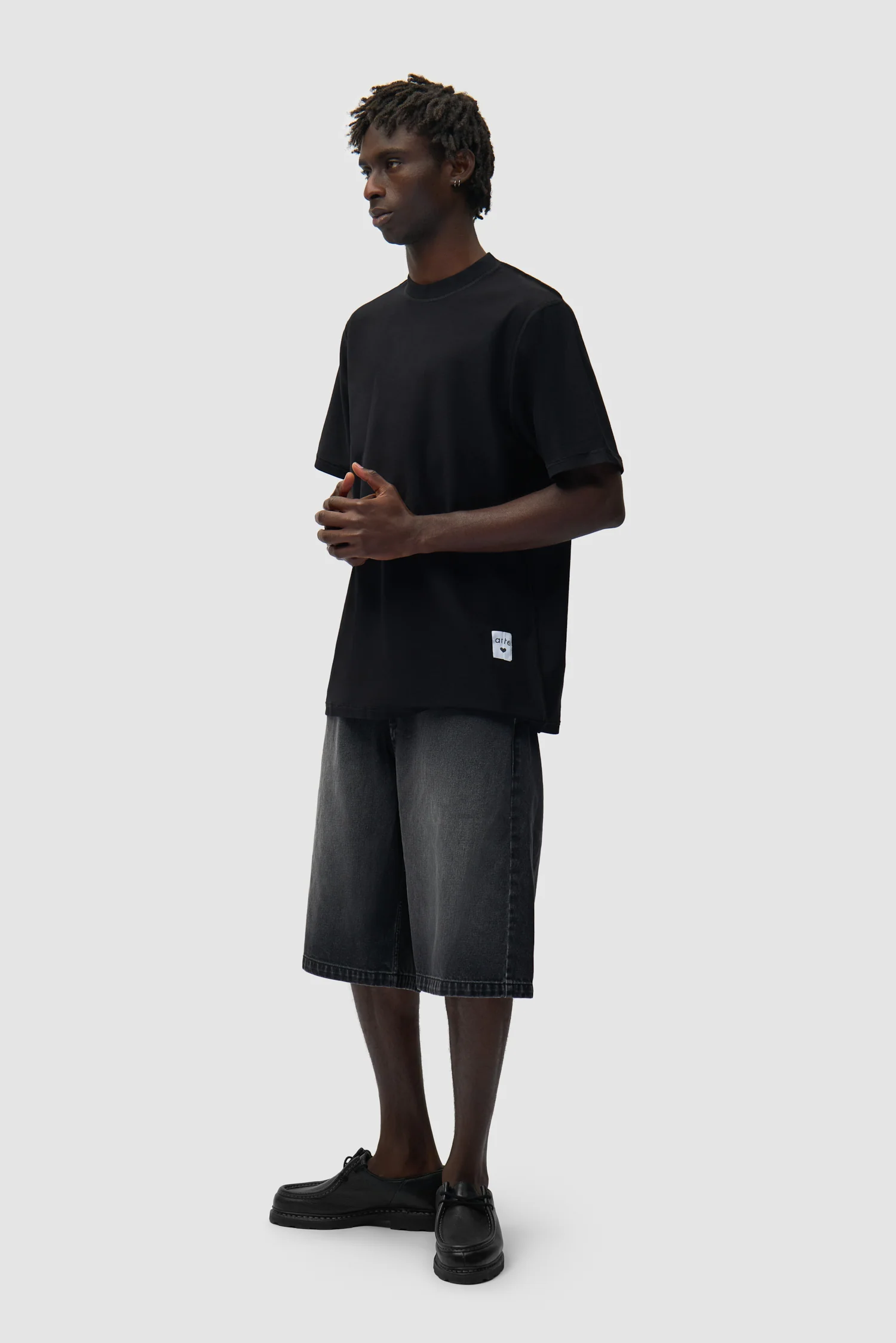 Reversible label T-shirt - Black - Image 5